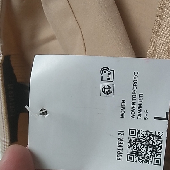 Forever 21 Tan check crop top in women's Size Large - Picture 5 of 6